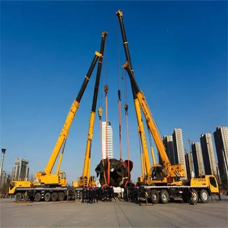 东乡吊集装箱的吊车多少钱